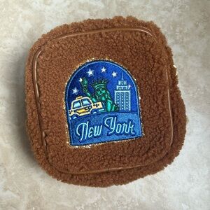 Stoney Clover Lane Pouch Sherpa Brown NYC/London Patch EUC